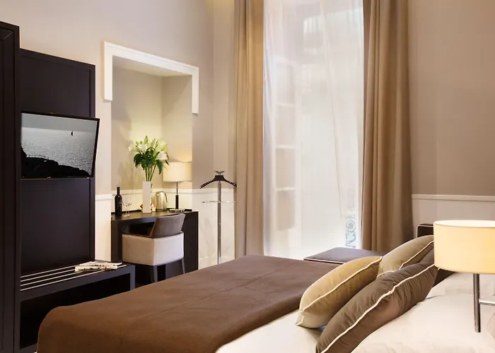 Nap Luxury Guest House Bovio